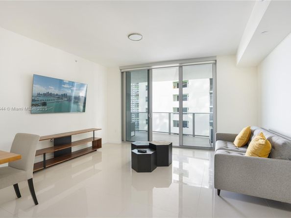 488 NE 18th St 2210, Miami FL 33132