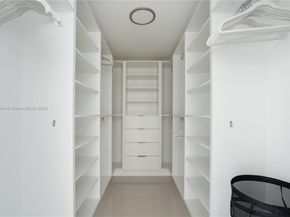 488 NE 18th St 2210, Miami FL 33132