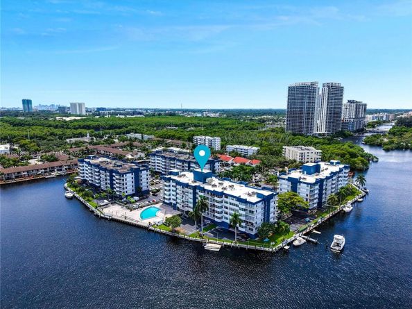 16558 NE 26th Ave 2A, North Miami Beach FL 33160