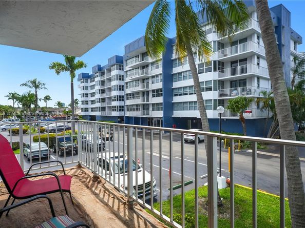 16558 NE 26th Ave 2A, North Miami Beach FL 33160
