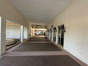 237 Lake Frances Dr 237, West Palm Beach FL 33411