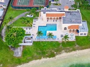 1171 NW 125th Ct 1171, Miami FL 33182