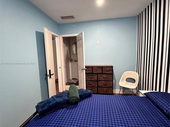 2270 SW 46th Ct, Dania Beach FL 33312