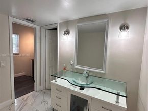 2270 SW 46th Ct, Dania Beach FL 33312