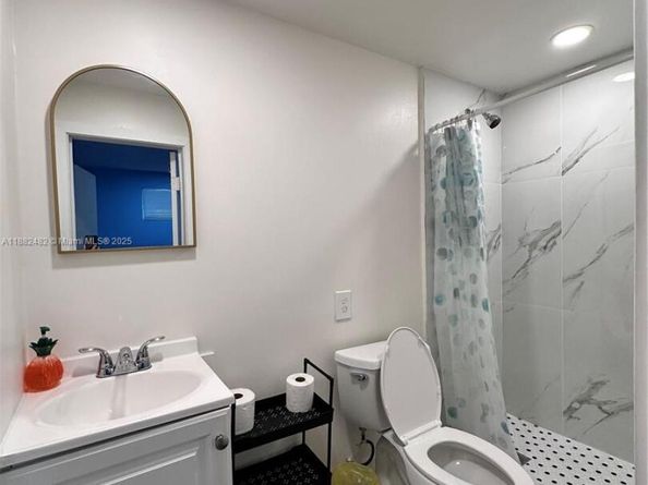 2270 SW 46th Ct, Dania Beach FL 33312