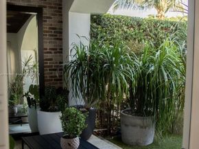 4819 University Dr 4819, Coral Gables FL 33146