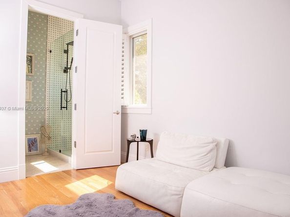 4819 University Dr 4819, Coral Gables FL 33146