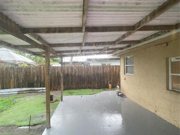 7720 NW 15th St, Pembroke Pines FL 33024