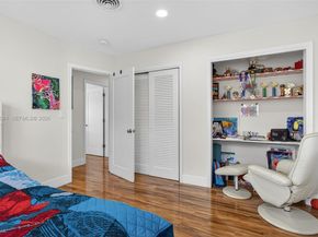 2136 NE 56th Pl, Fort Lauderdale FL 33308