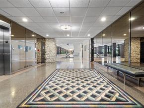 5555 Collins Ave 4W, Miami Beach FL 33140