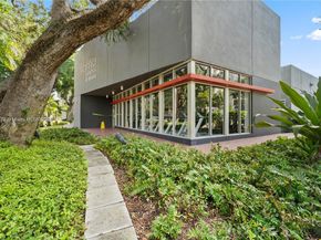 650 NE 64th St GPH4, Miami FL 33138