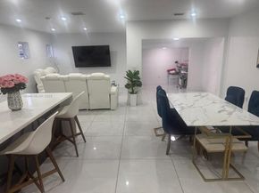 17825 NW 8th Pl, Miami Gardens FL 33169