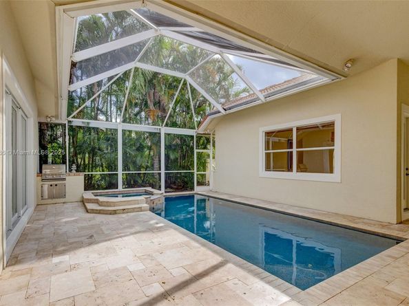 4 Mccairn Ct, Palm Beach Gardens FL 33418