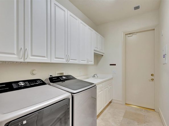 4 Mccairn Ct, Palm Beach Gardens FL 33418