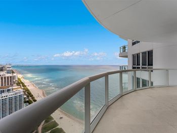 6365 Collins Ave