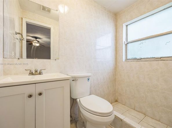 2515 N 66th Ave, Hollywood FL 33024