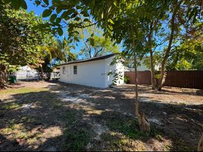 1762 NW 63rd St, Miami FL 33147
