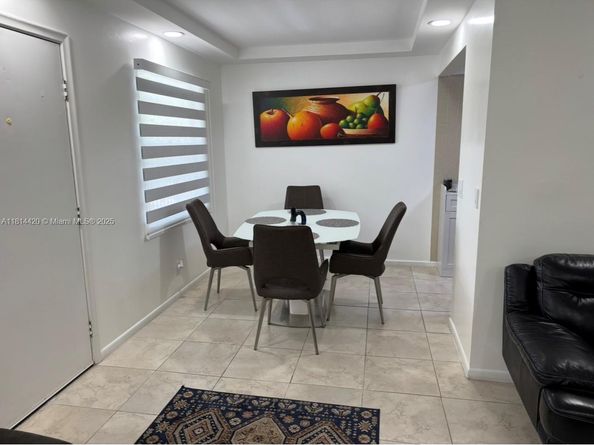 251 SW 132nd Way 306H, Pembroke Pines FL 33027