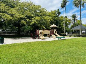 481 SW 113th Way 481, Pembroke Pines FL 33025