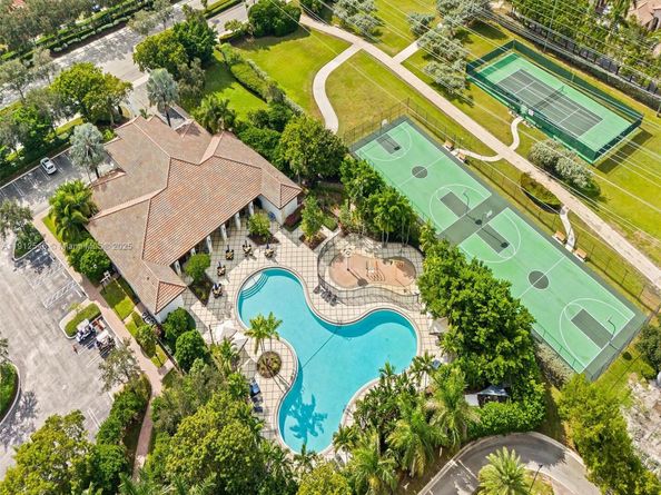 8771 NW 41st St, Cooper City FL 33024