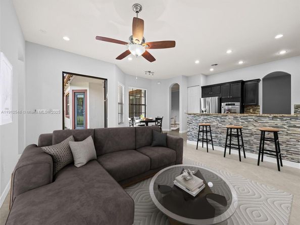 8771 NW 41st St, Cooper City FL 33024