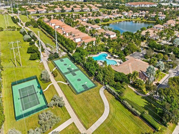 8771 NW 41st St, Cooper City FL 33024