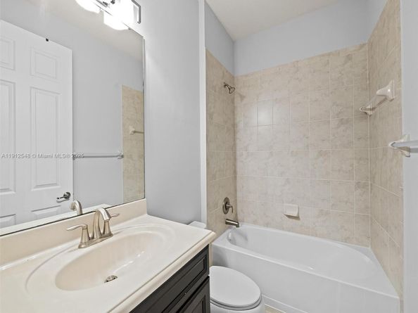 8771 NW 41st St, Cooper City FL 33024