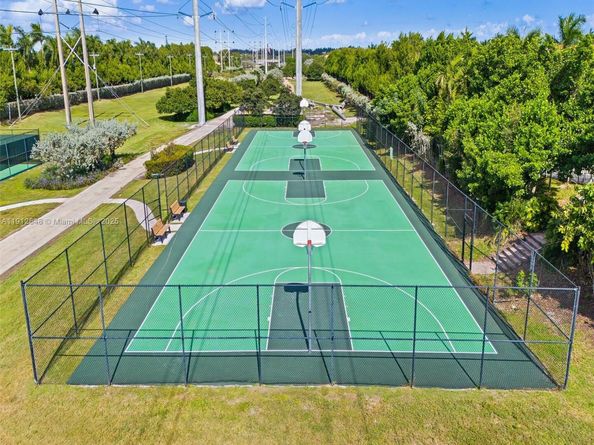 8771 NW 41st St, Cooper City FL 33024