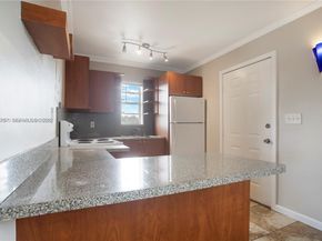 1020 SW 7th St 9, Miami FL 33130