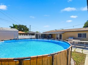 7511 Taylor St, Hollywood FL 33024