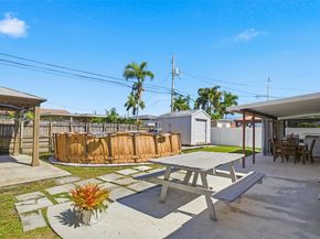 7511 Taylor St, Hollywood FL 33024