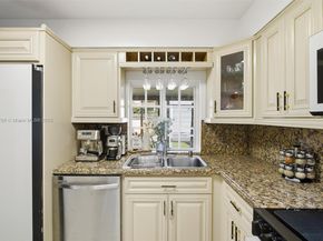 7511 Taylor St, Hollywood FL 33024