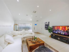 2713 NW 123rd Ave, Coral Springs FL 33065