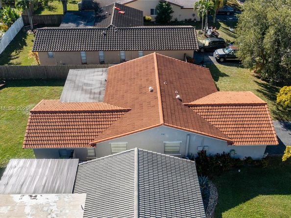 2713 NW 123rd Ave, Coral Springs FL 33065