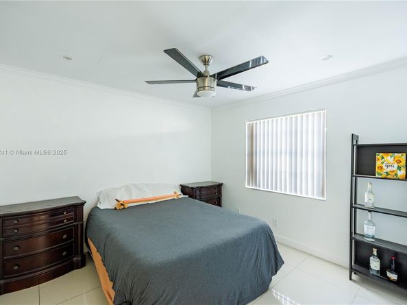 2713 NW 123rd Ave, Coral Springs FL 33065