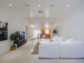 2713 NW 123rd Ave, Coral Springs FL 33065