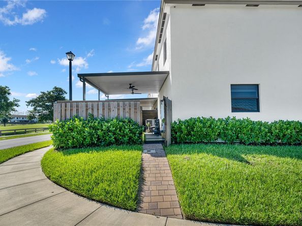 23005 SW 128th Pl, Miami FL 33170