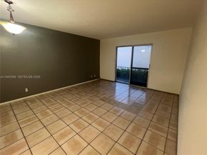 9203 NW 38th Dr 12, Coral Springs FL 33065