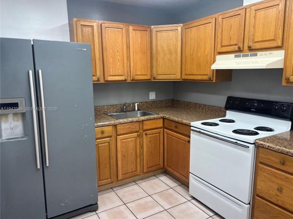 9203 NW 38th Dr 12, Coral Springs FL 33065