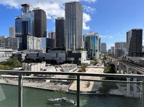 92 SW 3rd St 1105, Miami FL 33130