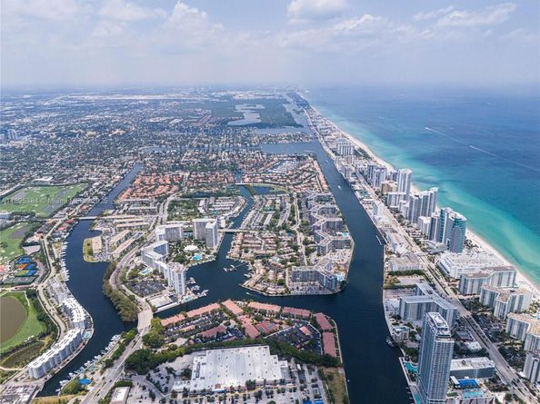 600 Three Islands Blvd 214, Hallandale Beach FL 33009