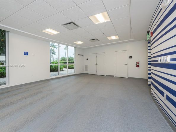 600 Three Islands Blvd 214, Hallandale Beach FL 33009