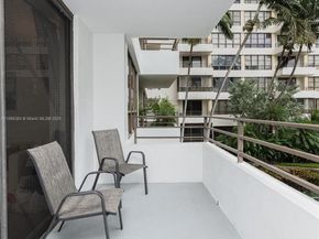 600 Three Islands Blvd 214, Hallandale Beach FL 33009