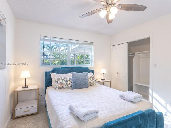 743 SE 10th Ter, Deerfield Beach FL 33441