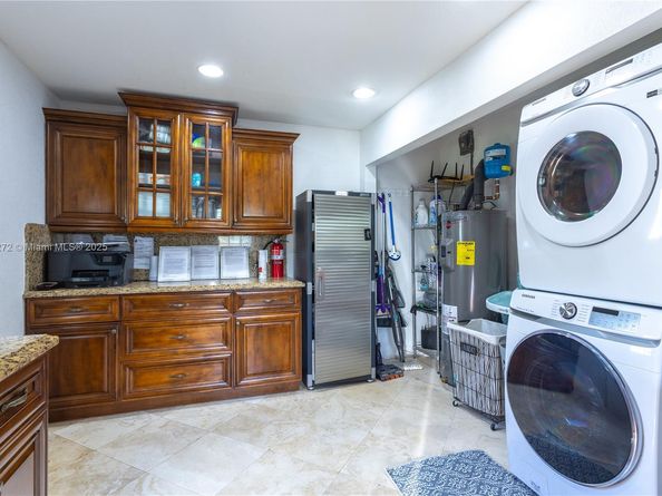 743 SE 10th Ter, Deerfield Beach FL 33441
