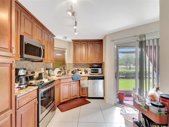 3597 Birdie Dr 107, Lake Worth FL 33467