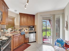 3597 Birdie Dr 107, Lake Worth FL 33467
