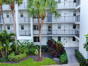 3597 Birdie Dr 107, Lake Worth FL 33467