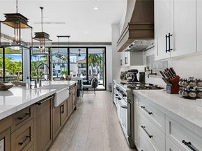 319 Coconut Isle Dr, Fort Lauderdale FL 33301