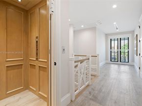 319 Coconut Isle Dr, Fort Lauderdale FL 33301